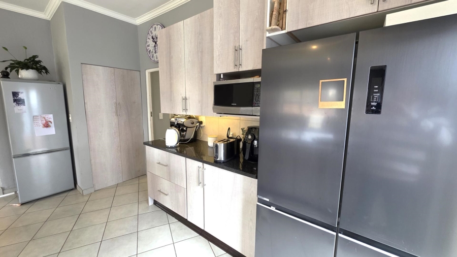 3 Bedroom Property for Sale in Seasons Lifestyle Estate North West